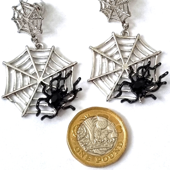 Halloween Earrings - Picture 2 of 2